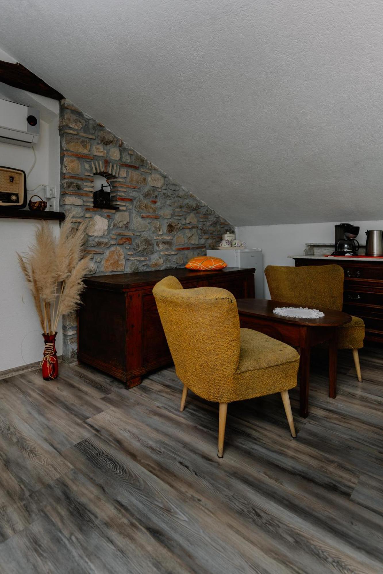 Sweet Room With A Terrace Roč エクステリア 写真