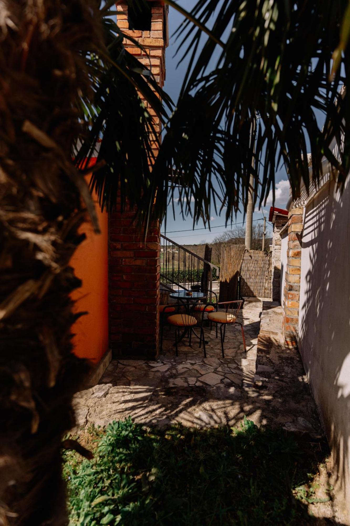 Sweet Room With A Terrace Roč エクステリア 写真